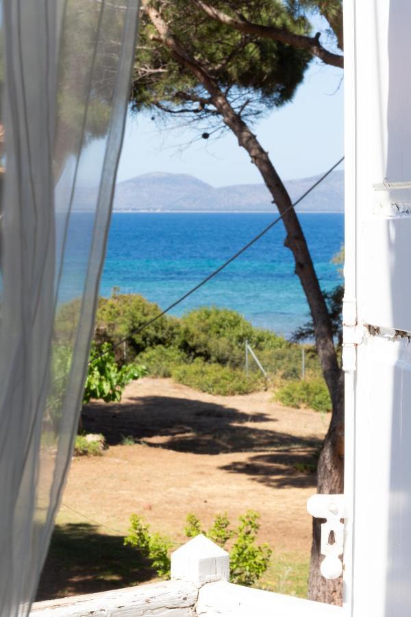 "Nirvana Seaside" By The Beach Nea Makri Exterior photo