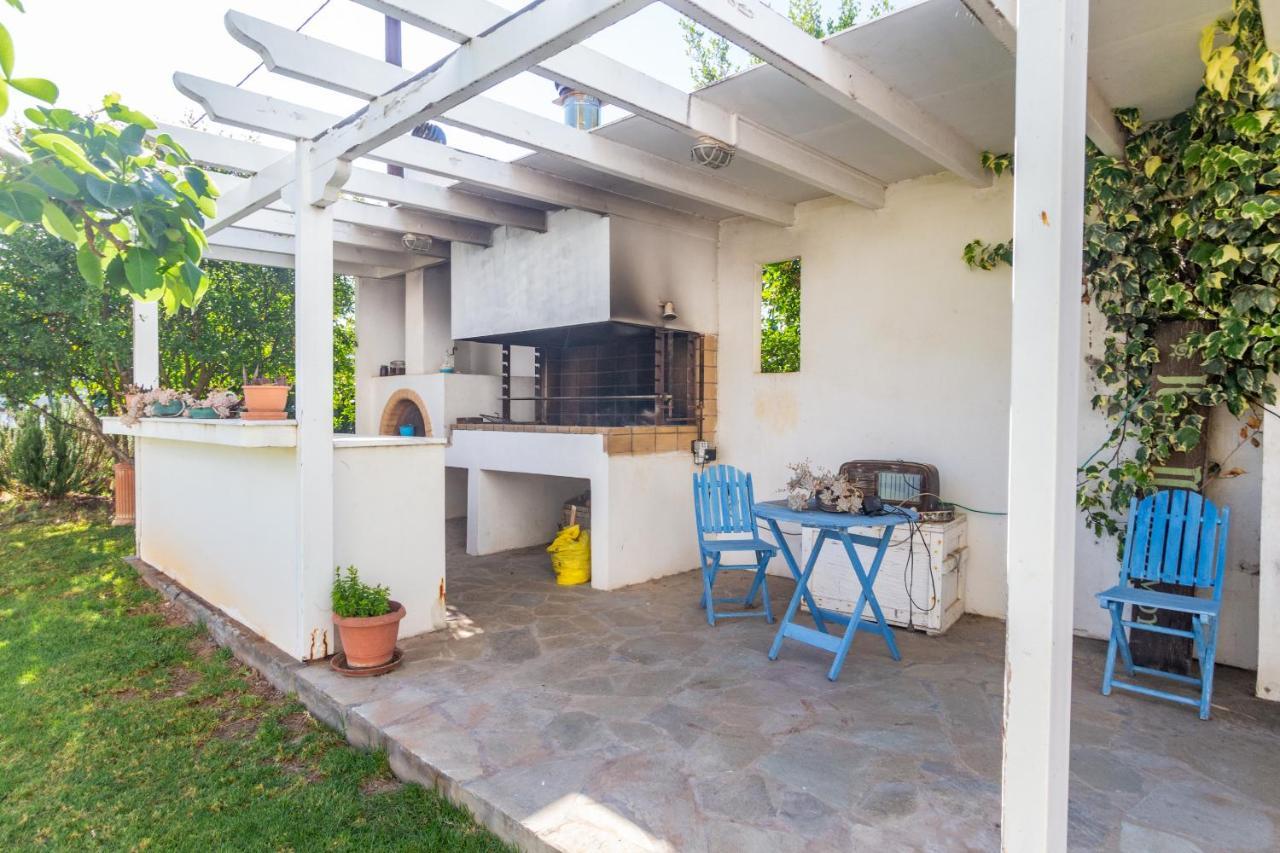 "Nirvana Seaside" By The Beach Nea Makri Exterior photo